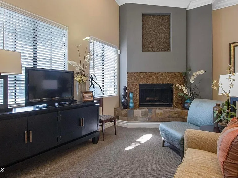 2025 E Campbell Ave #128 — Photo 13