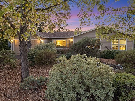4th image of 255 Boas Drive