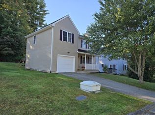 220 White Oak Way, Torrington, CT 06790