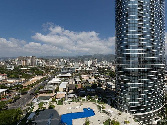 View from the lanai looking towards the mountains