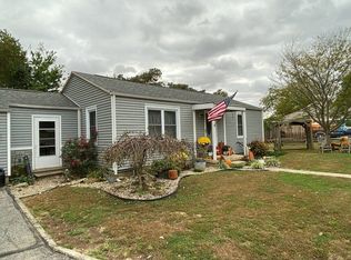 701 Brett Cabel Rd, Washington, IN 47501