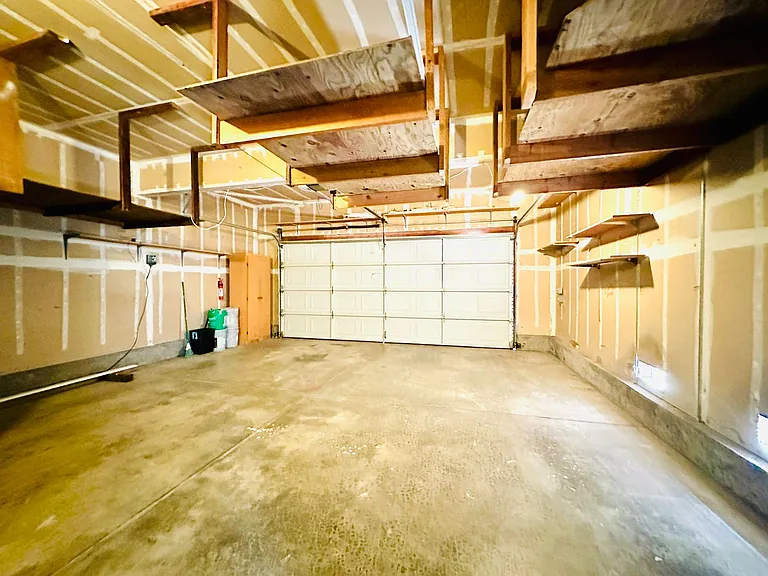 1537 Yarberry Dr — Photo 25