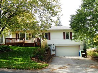 609 1st Ave NW, New Brighton, MN 55112