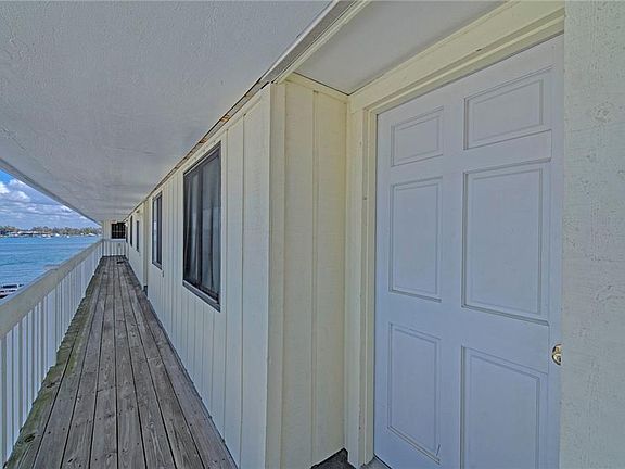 3rd image of 601 Gulf Dr N Unit 212
