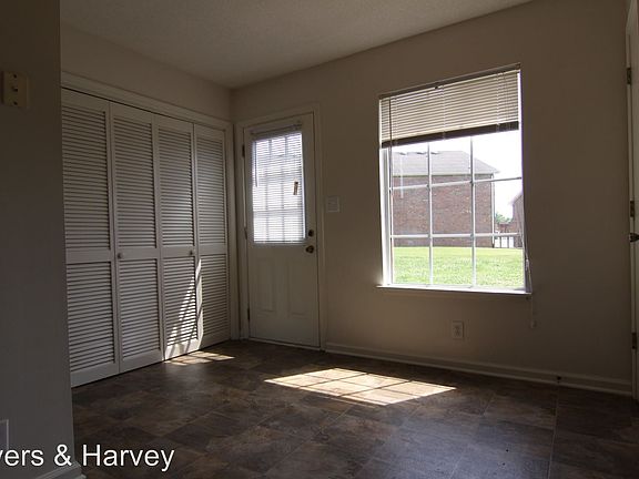 5th image of 65 Durrett Dr APT D