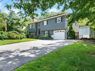 157 Mountain Cir, West Milford Twp., NJ 07480