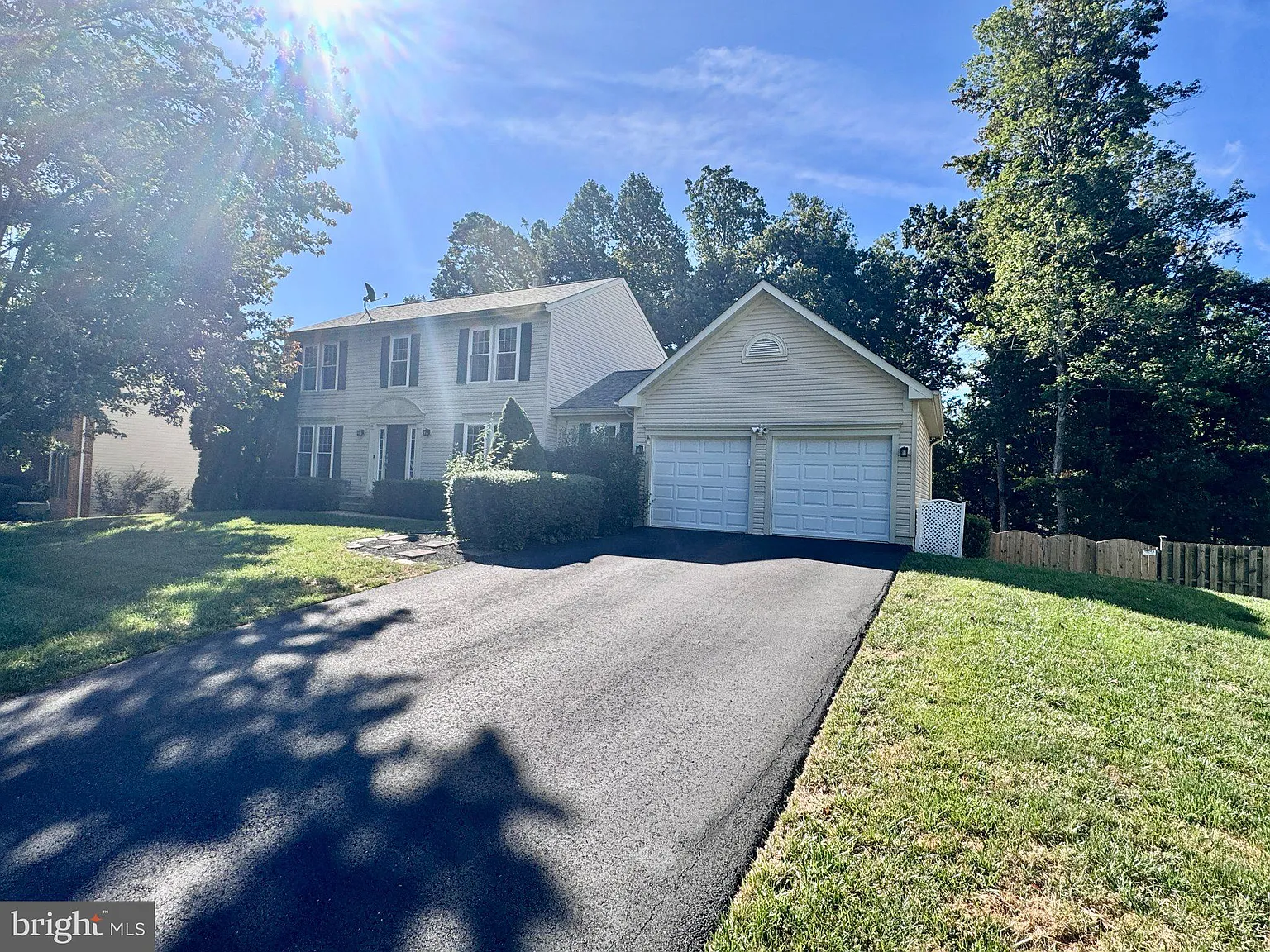 4 bed, 3.5 bath, 2888 sqft, $3,450 — Photo 2