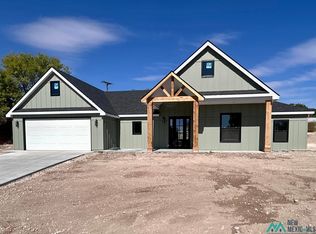 2607 Riverside Dr, Roswell, NM 88201