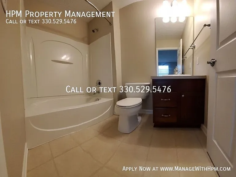 277 Woodhaven Dr #1 — Photo 14