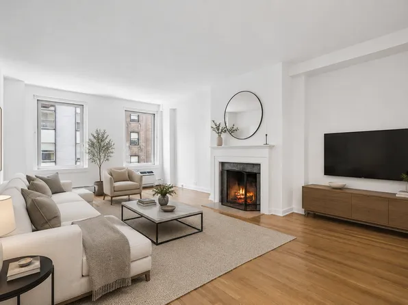 40 West 55th Street image 1 of 8