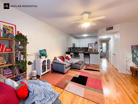 4th image of 31-26 12th St #2