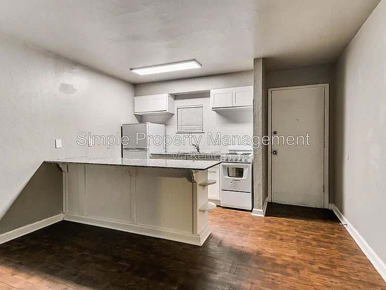 2748 NW 23rd St #1 — Photo 5