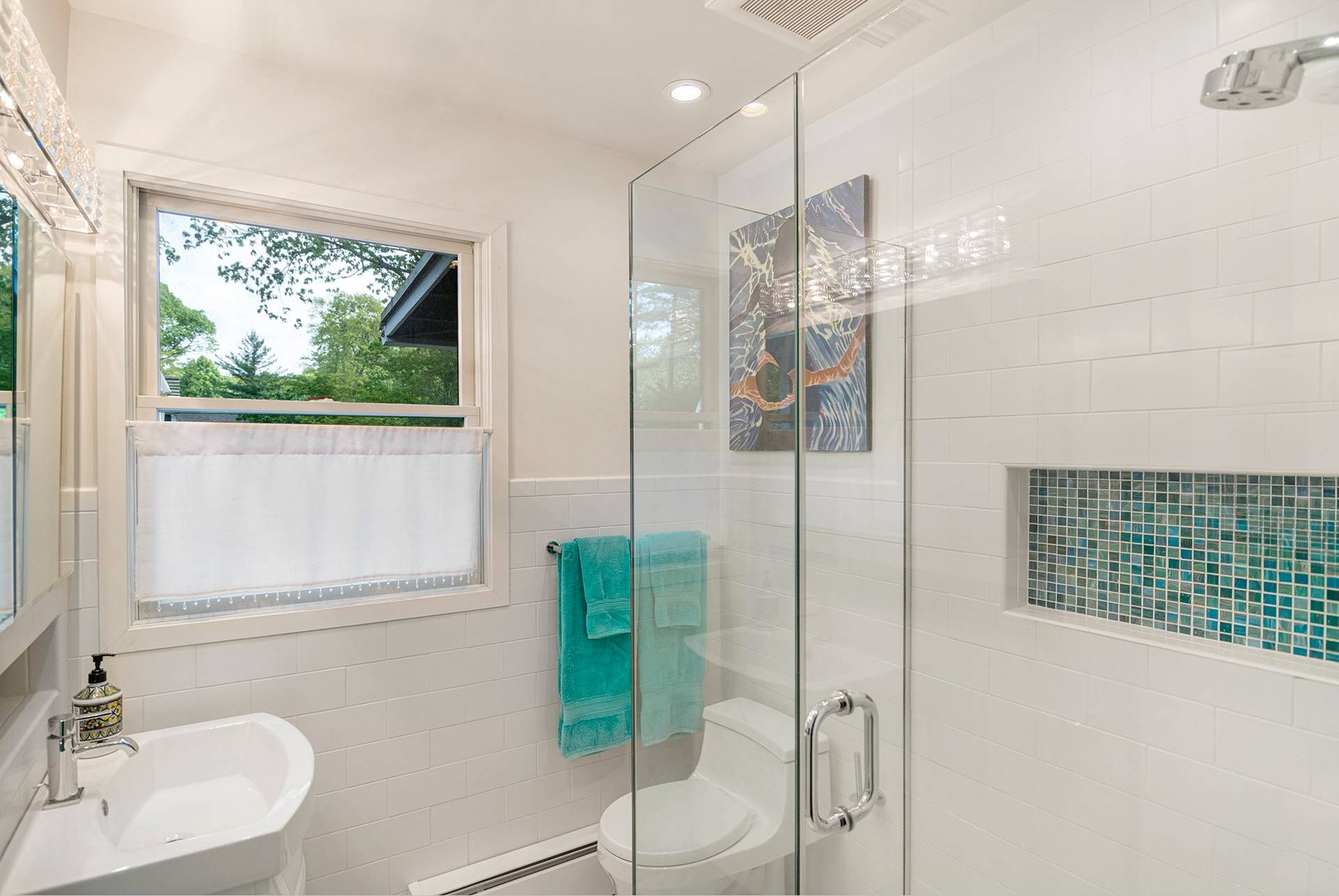 150 Edgemere Dr in Southampton Out East