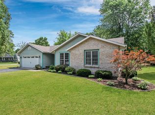 12123 Murray Ln, Wheatfield, IN 46392