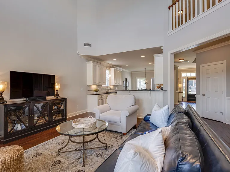 608 Patriot Ln — Photo 20