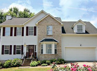 1513 Pheasants Glen Dr, Knoxville, TN 37923