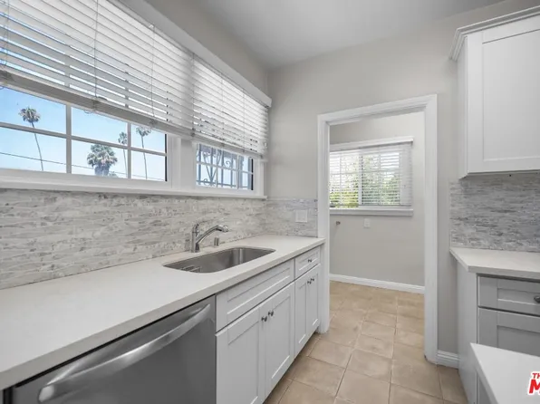 1223 1/2 4th Ave APT 2, Los Angeles, CA 90019