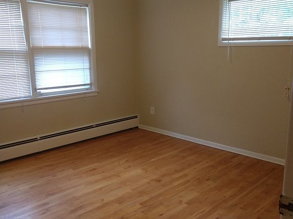 2 bed apartment bedroom #2