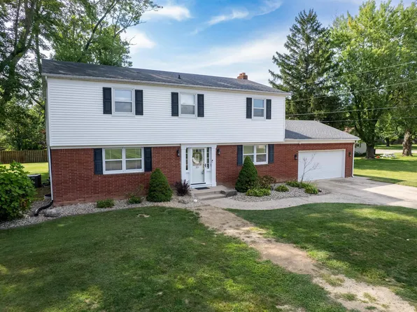 955 N Quarry Rd, Marion, IN 46952