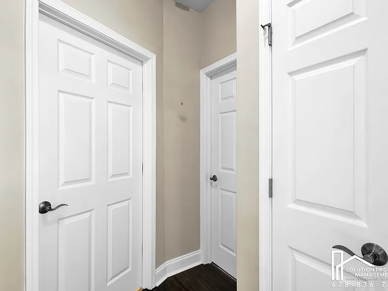 5358 Manor View Dr NW — Photo 2