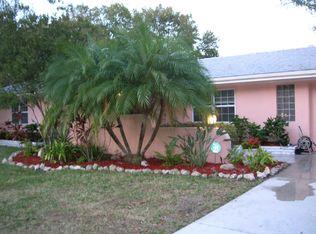 1961 Lincoln Dr, Sarasota, FL 34236