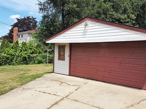 2nd image of 1703 Dallas Ave