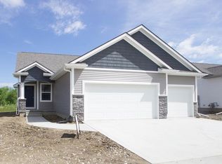 3814 SW Stonehaven Ln, Ankeny, IA 50023