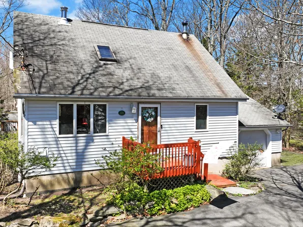 174 Sunrise Dr, Milford, PA 18337