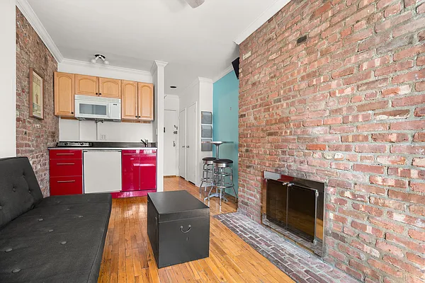 Sold by Keller Williams NYC | media 5