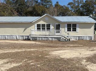 161 Bay Pine Dr, Crawfordville, FL 32327