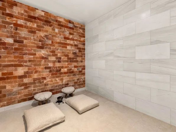 215 West 28th Street 15A image 40 of 41