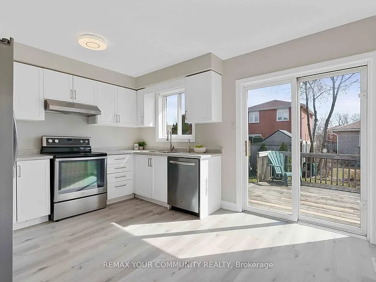 47 Holly Meadow Rd #MAIN — Photo 9