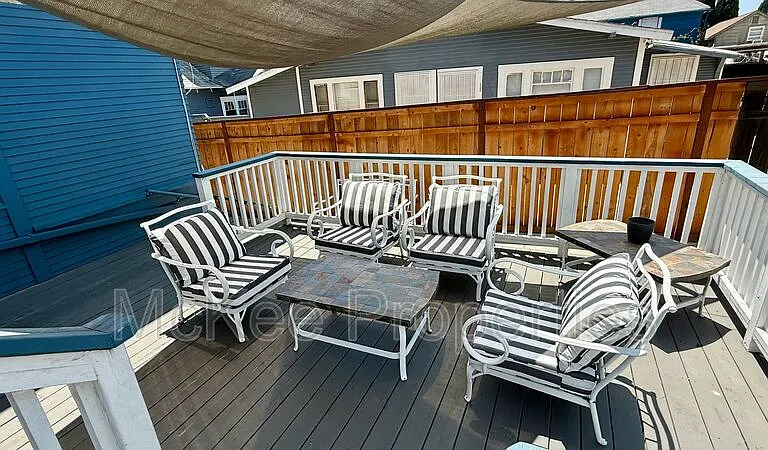 2262 Market St #1 — Photo 10