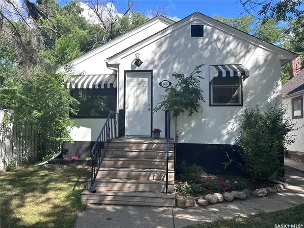 606 Balmoral STREET, Saskatoon, SK S7K 0Y7