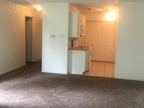 700 Porter St #102, Mineola, TX 75773