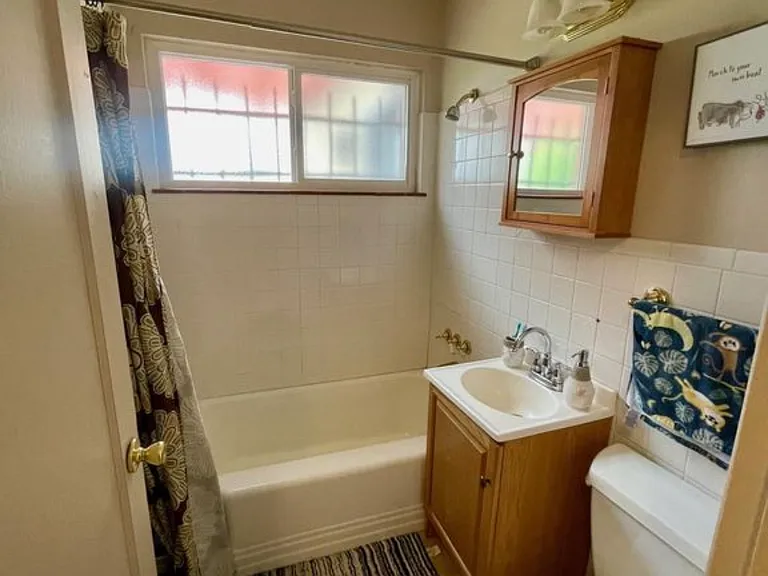 3415 E 29th Ave — Photo 23
