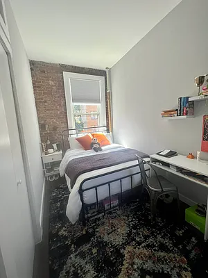 Rented by Camelot Realty Group | media 5