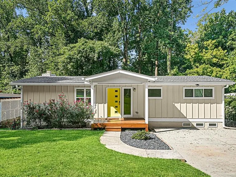 3476 Alison Dr — Photo 1