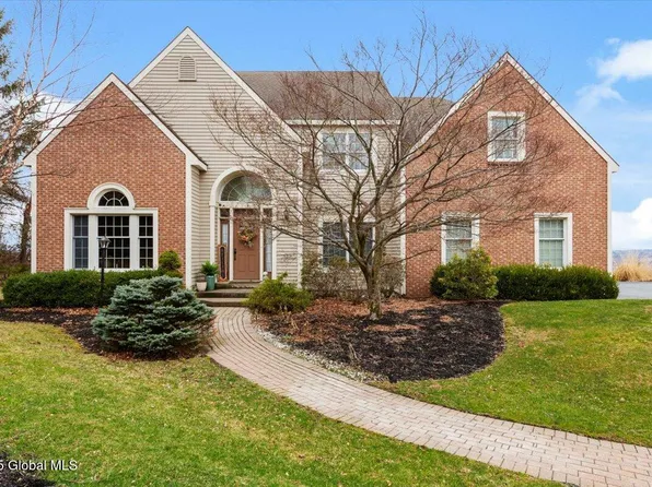 30 Stone Arabia Drive, Troy, NY 12180