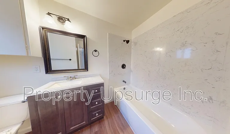 2405 Old Eureka Way #3 — Photo 9