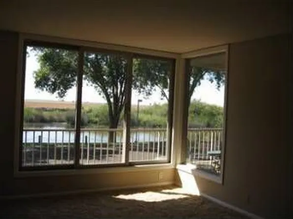 6669 Embarcadero Dr APT 10, Stockton, CA 95219