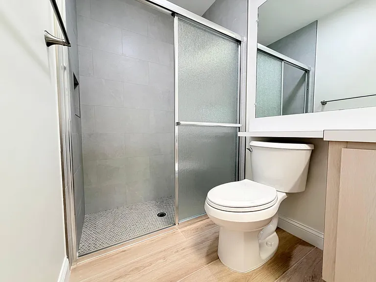 6104 Red Oak Ct — Photo 21