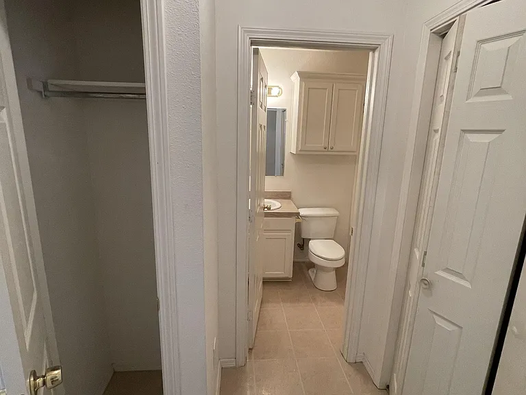 111 1st St #1 — Photo 7