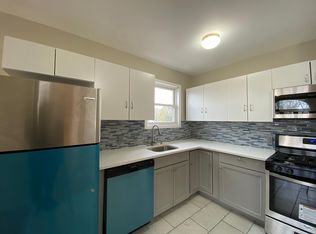 25020 Hook Creek Blvd FLOOR 2, Rosedale, NY 11422