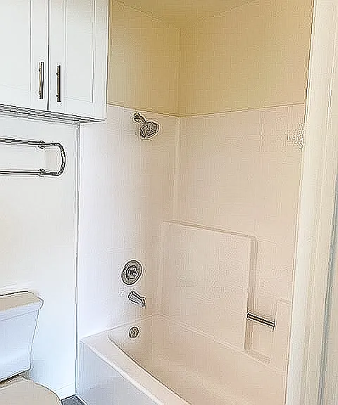 2400 Walnut Ave #8 — Photo 4