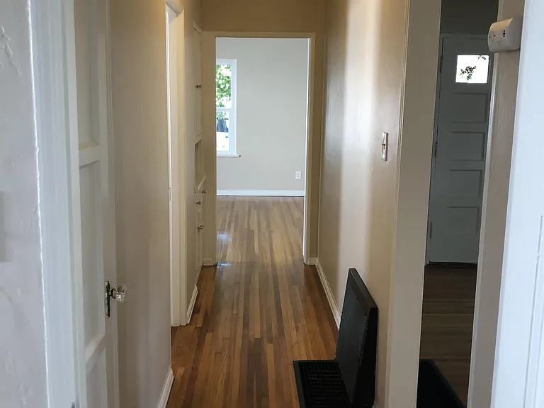 1134 E Whiting Ave — Photo 36