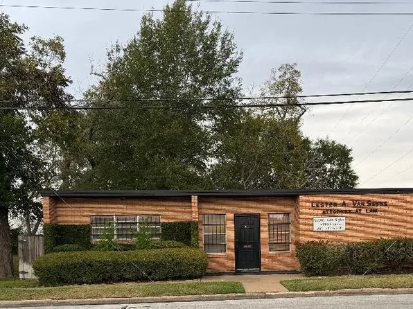 500 Morton St, Richmond, TX 77469