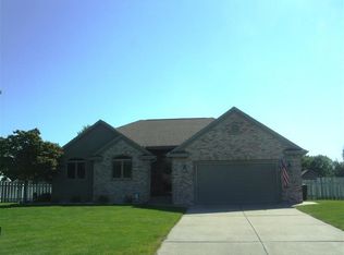 5142 Summerfield Dr, Norton Shores, MI