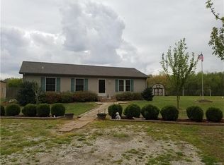 6181 Ullman Ln, Alhambra, IL 62001