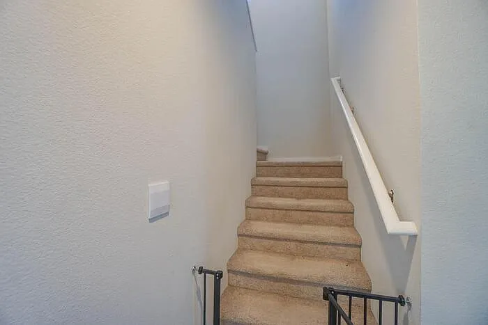 10521 NE 121st Ave — Photo 15